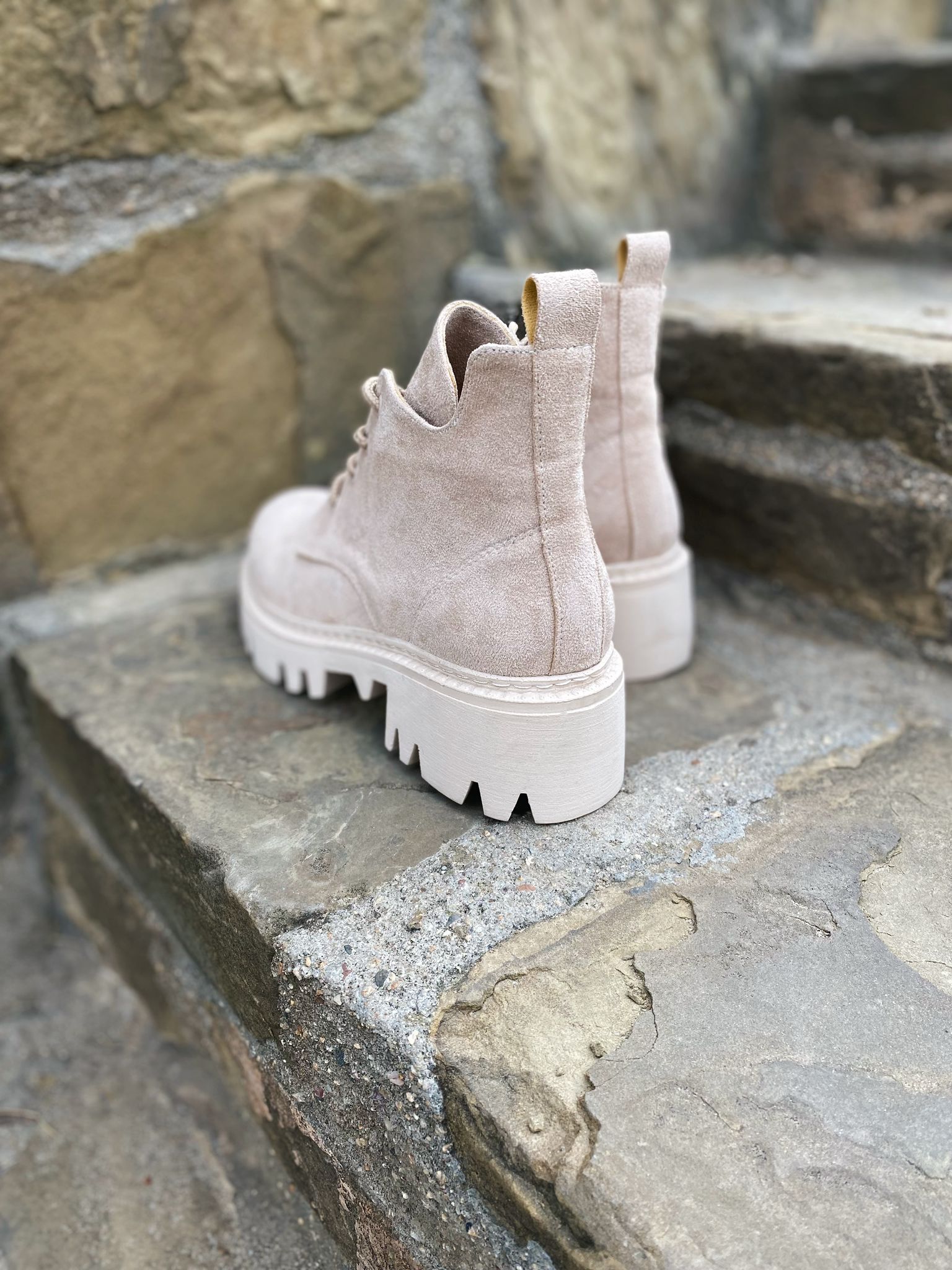 Kışlık Süet Kadın Bot