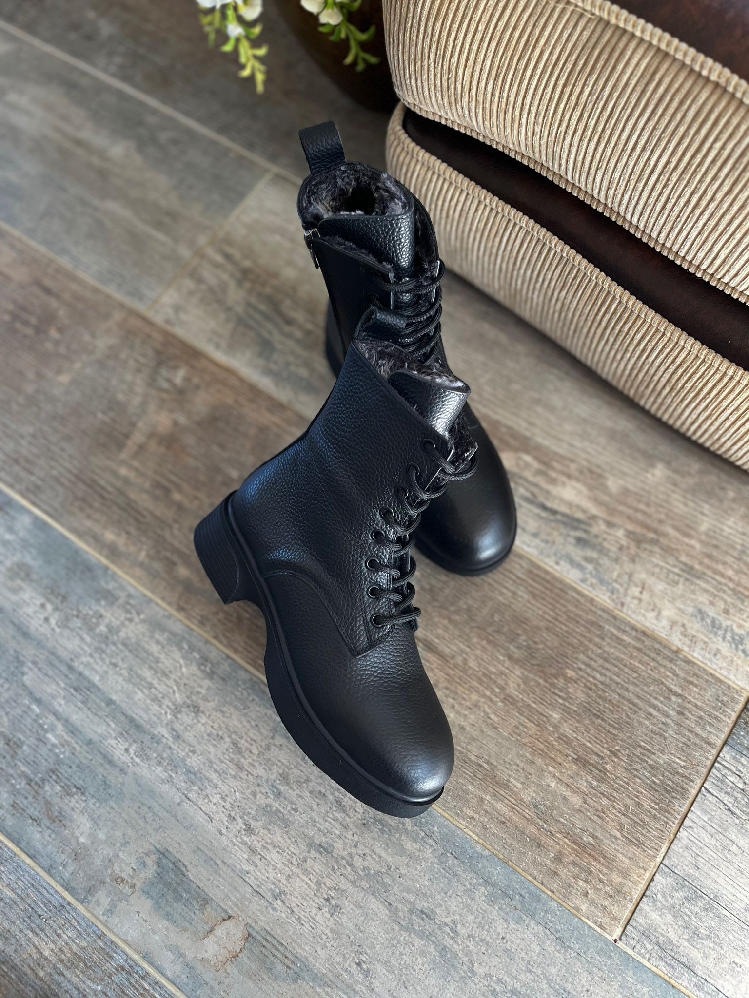 Kadın Hakiki Deri İçi Kürklü Kışlık Bot